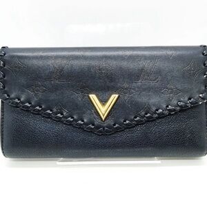 Louis Vuitton Black Embossed Leather V-Accent Wallet Clutch